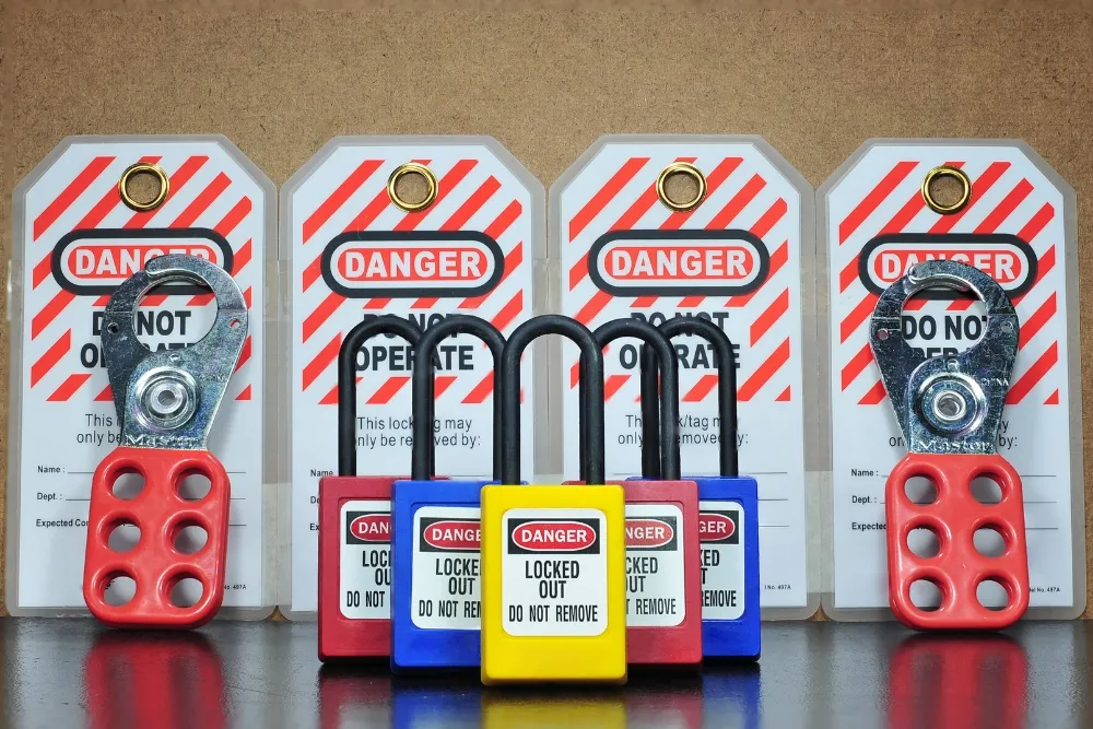 establishing and implementing a lockout tagout program
