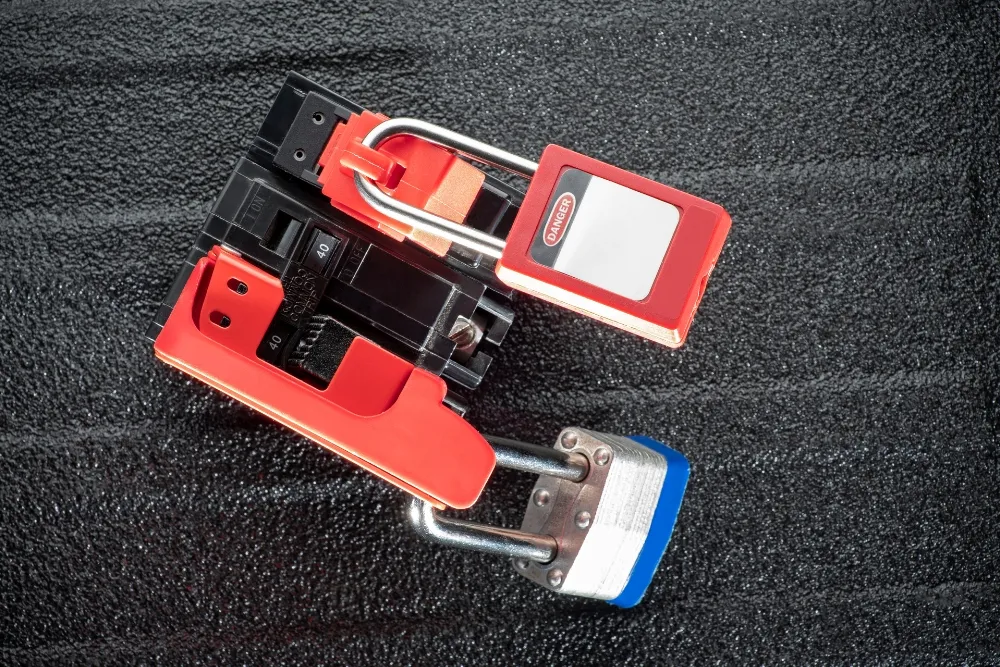 Understanding Lockout/Tagout (LOTO) procedures