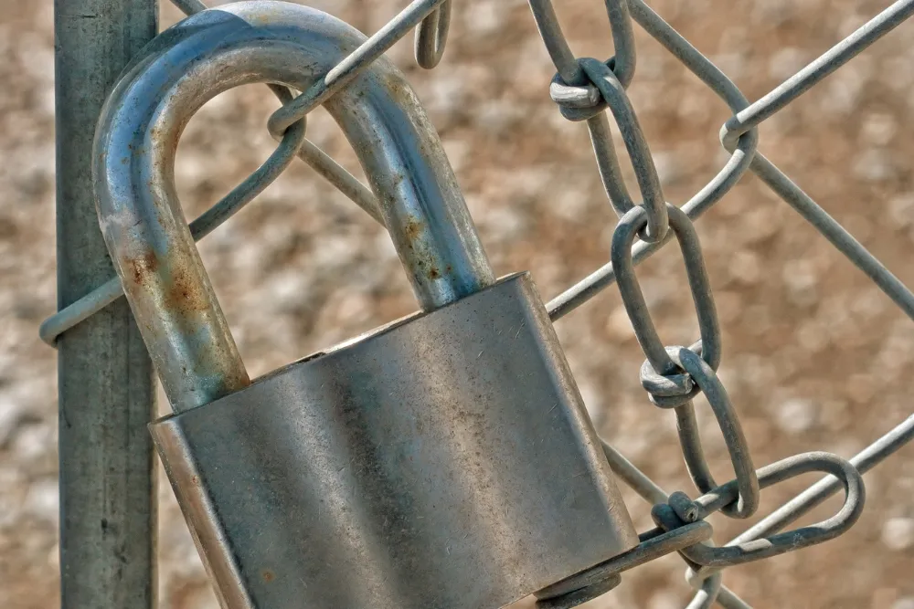 understanding the difference between lockout and tagout
